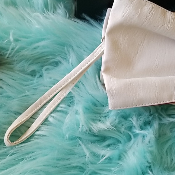 Jessica Simpson Clutch - Picture 4 of 6